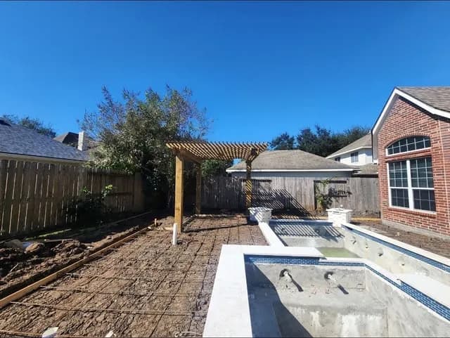 Pool & Spa Build